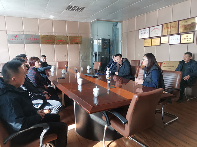 Шандонгската федерация на индустрията и търговията посети Tangshan Jinsha Company
